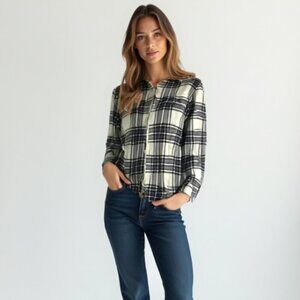 CHAPS Plaid Zip Front Flannel Shacket Shirt Jacket - Black White - Medium ❤️